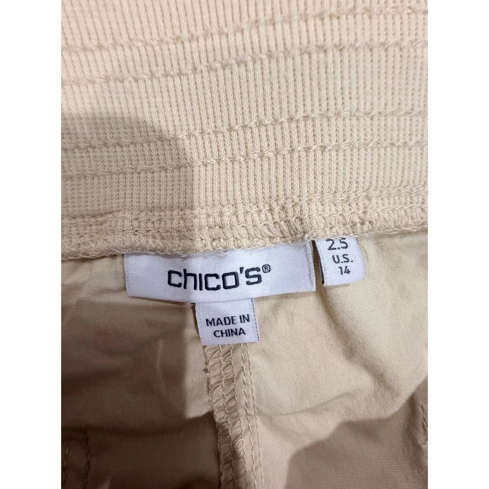 Chico's Women Crop Pants Beige 14 Zenergy Elastic Waist Cargo Utility Capris